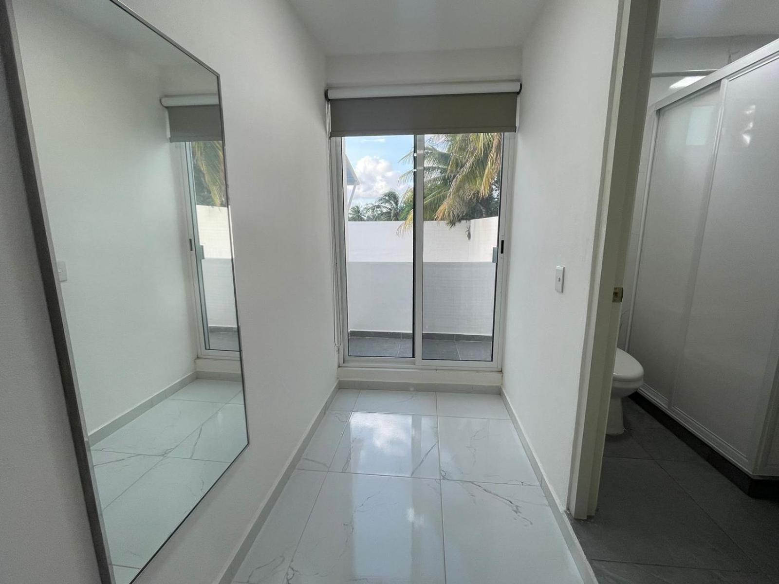 Guest House Stone Wall Residences Cancún Buitenkant foto