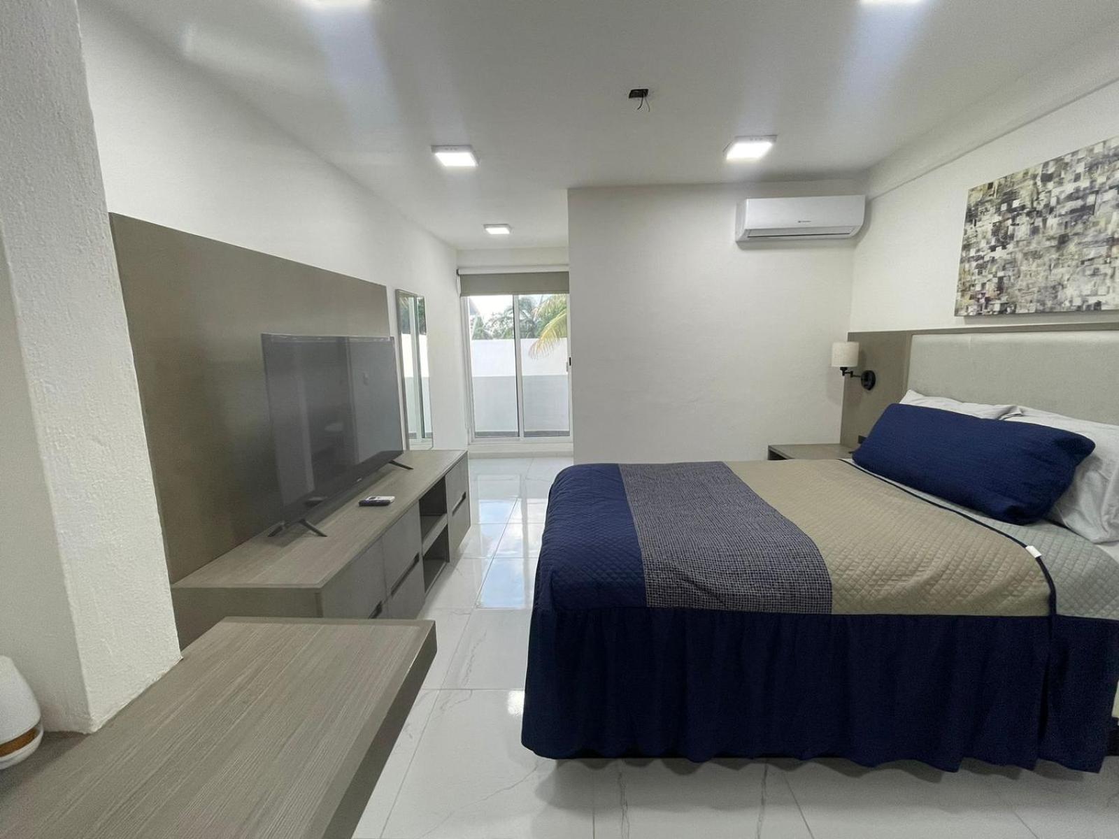 Guest House Stone Wall Residences Cancún Buitenkant foto
