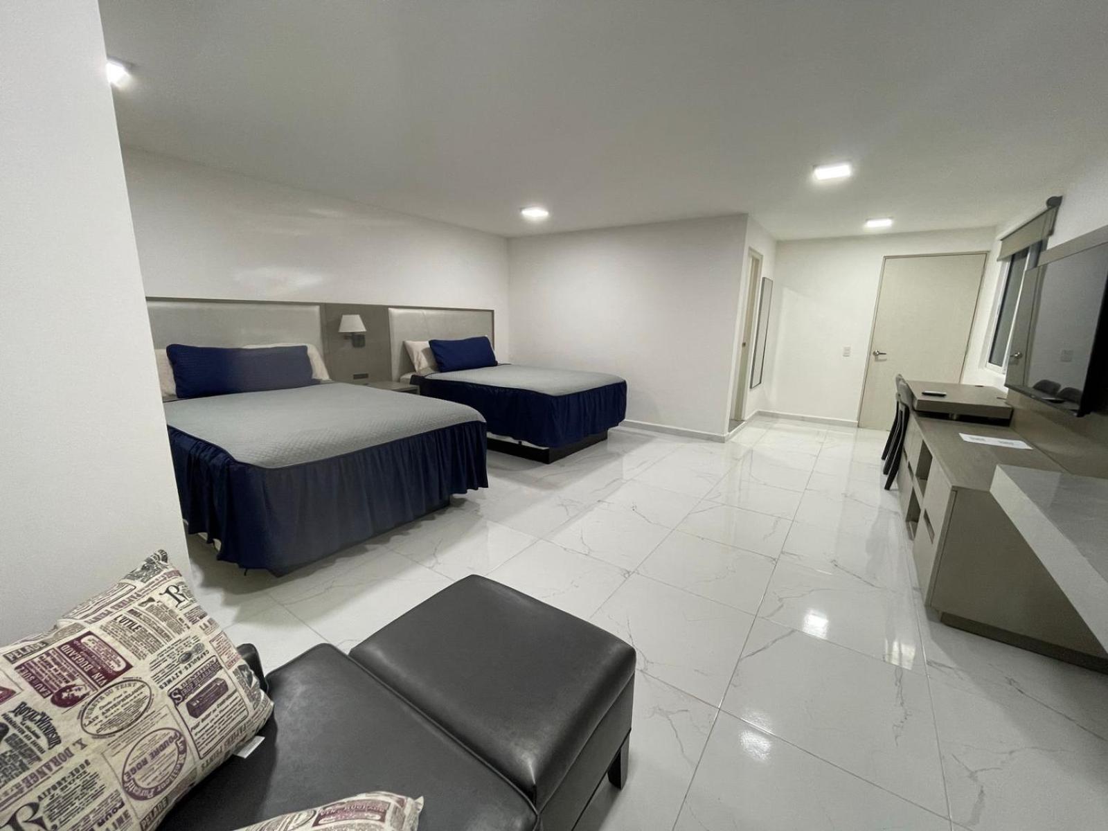 Guest House Stone Wall Residences Cancún Buitenkant foto