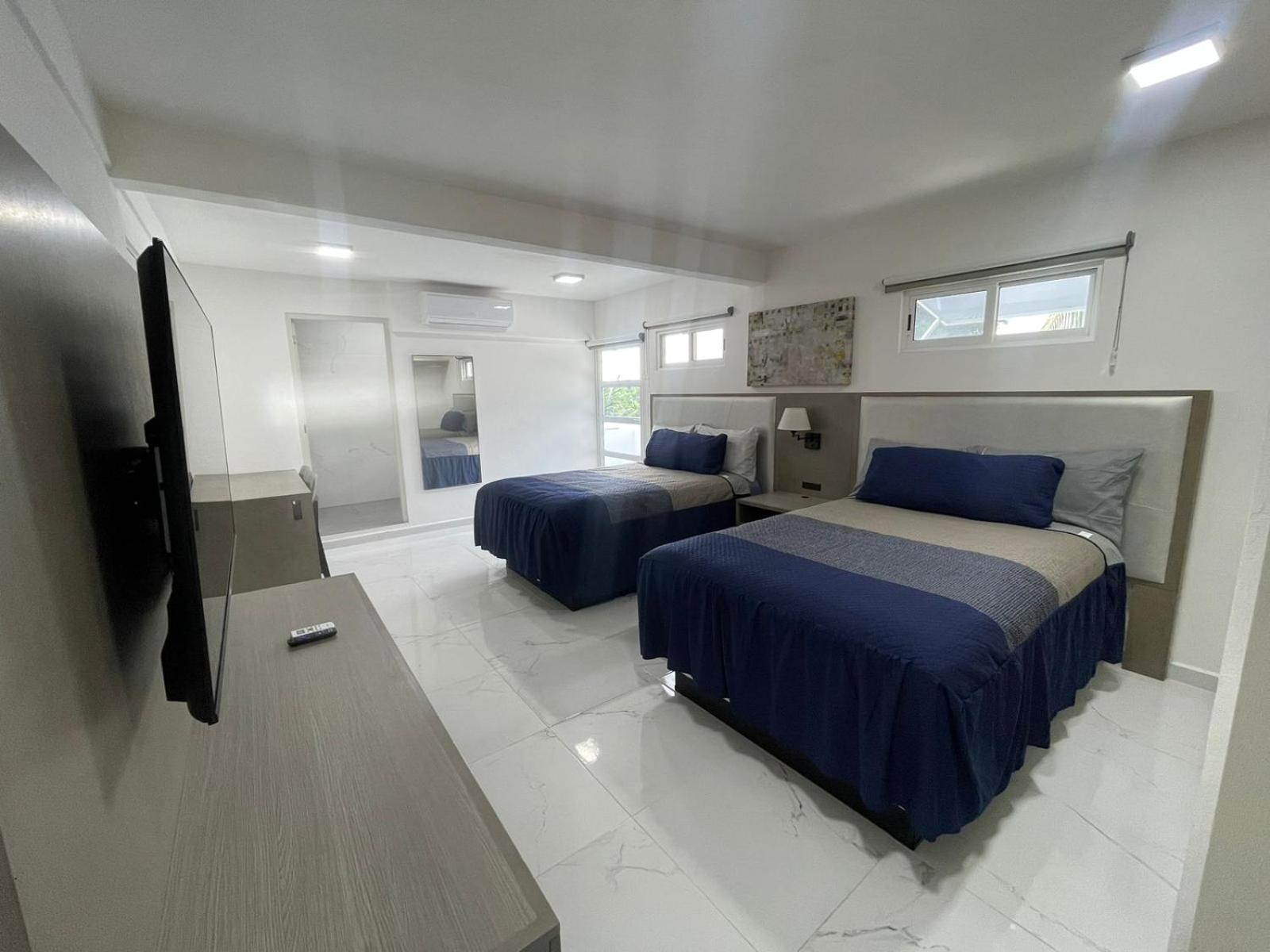 Guest House Stone Wall Residences Cancún Buitenkant foto