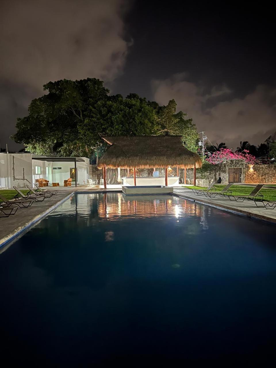 Guest House Stone Wall Residences Cancún Buitenkant foto