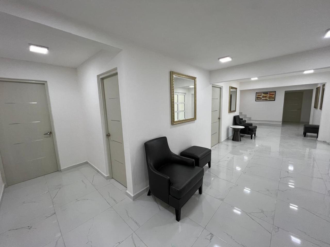 Guest House Stone Wall Residences Cancún Buitenkant foto
